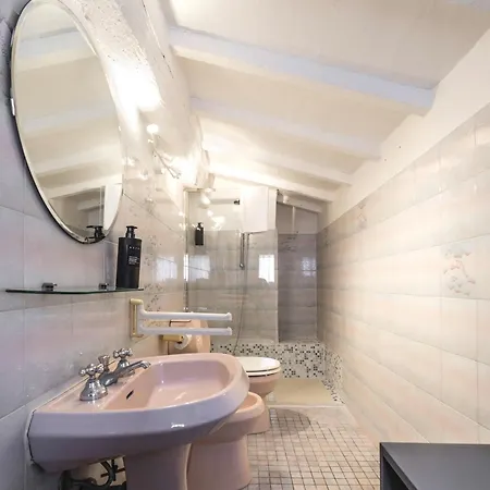 Hostly - La Spina شقة بيزا